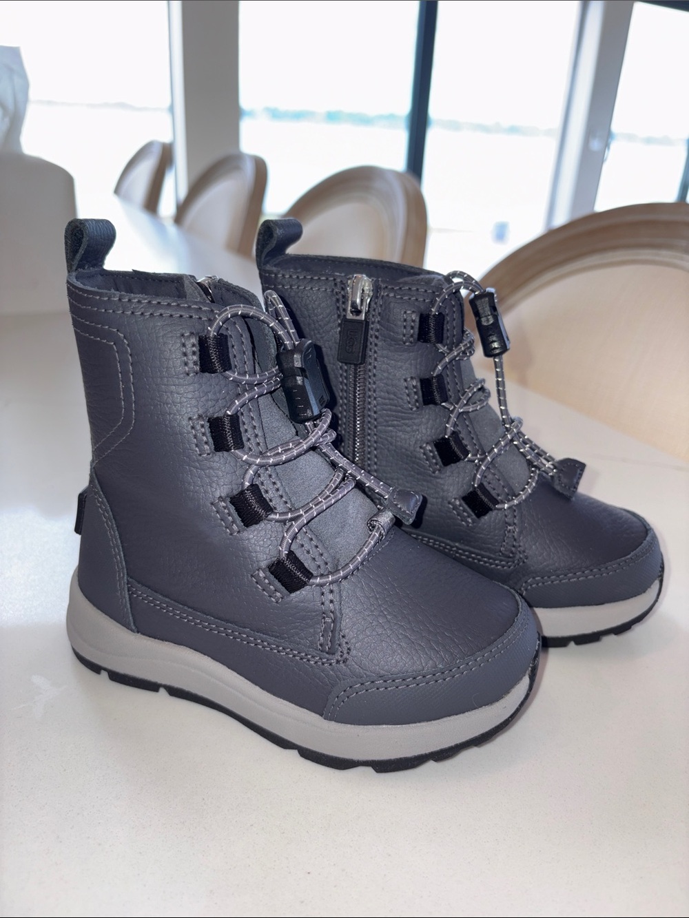 UGG Dinaly • Toddler 7 • Grey